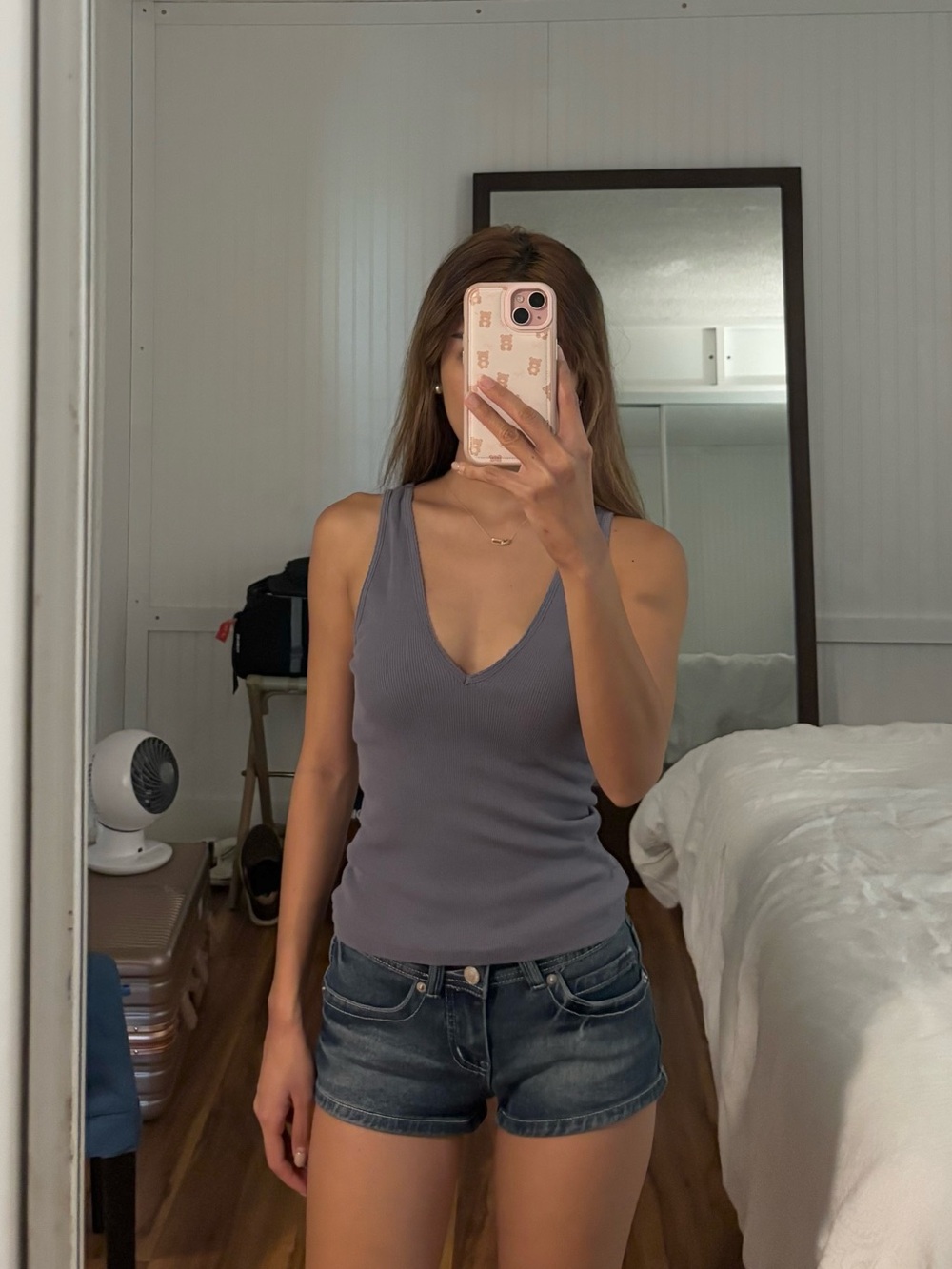 Zara Sleeveless V-Neck Tank Top - Dusty Lavender Gray